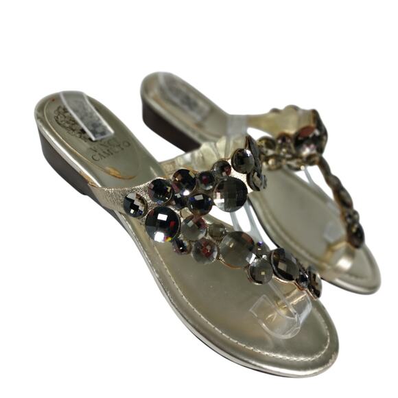 VINCE CAMUTO! GOLDEN GRECIAN STYLE FACETED JEWEL TOE STRAP HEELS, SANDALS! SZ 7B - Picture 2 of 10